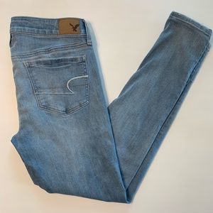 American Eagle Light Wash Jeans